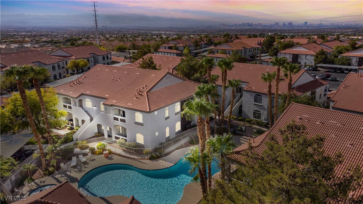 Henderson, NV 89052,700 Carnegie ST #4812
