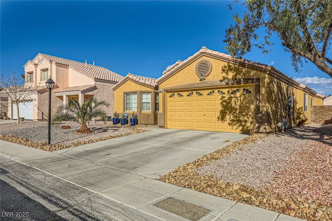 Las Vegas, NV 89131,7666 Rainbow Cove DR