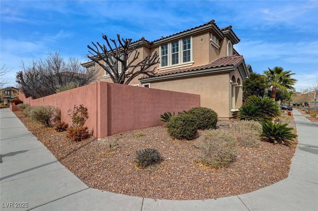 Las Vegas, NV 89135,1381 Robard ST