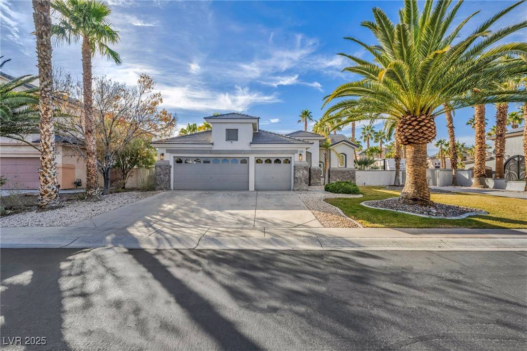 Las Vegas, NV 89130,6005 Blowing Bellows ST