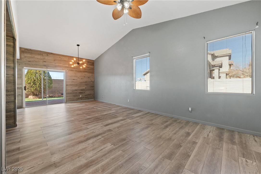 Las Vegas, NV 89123,8389 Charlton Valley CT