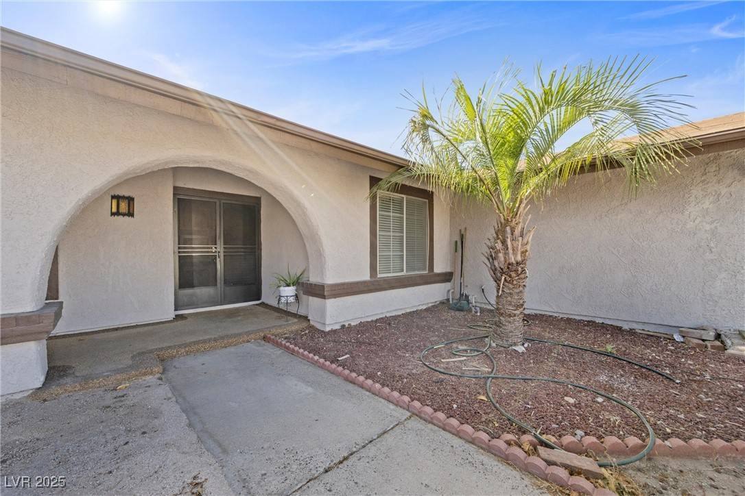 Henderson, NV 89002,1841 Golden Shadow DR