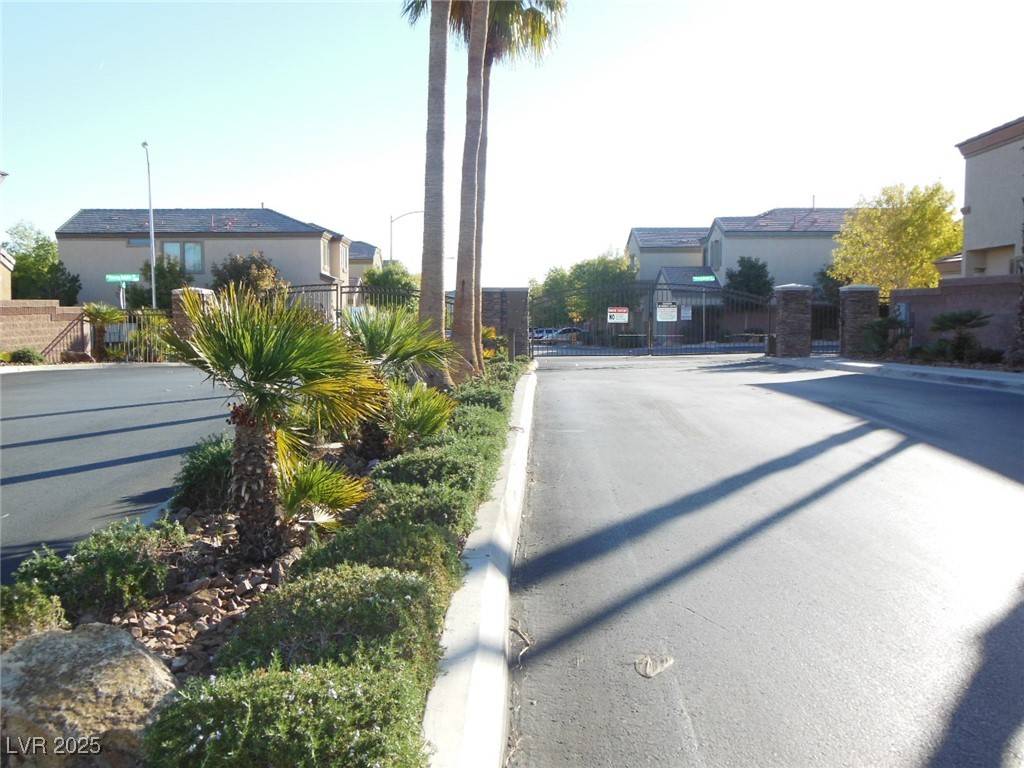 Las Vegas, NV 89139,5490 Floating Flower AVE