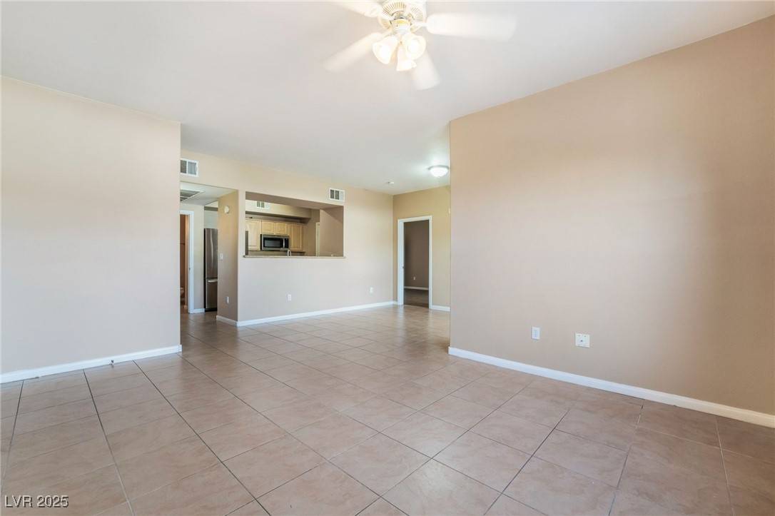 Las Vegas, NV 89113,8000 BADURA AVE #1010