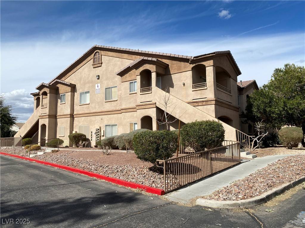 Las Vegas, NV 89122,5751 E Hacienda AVE #130