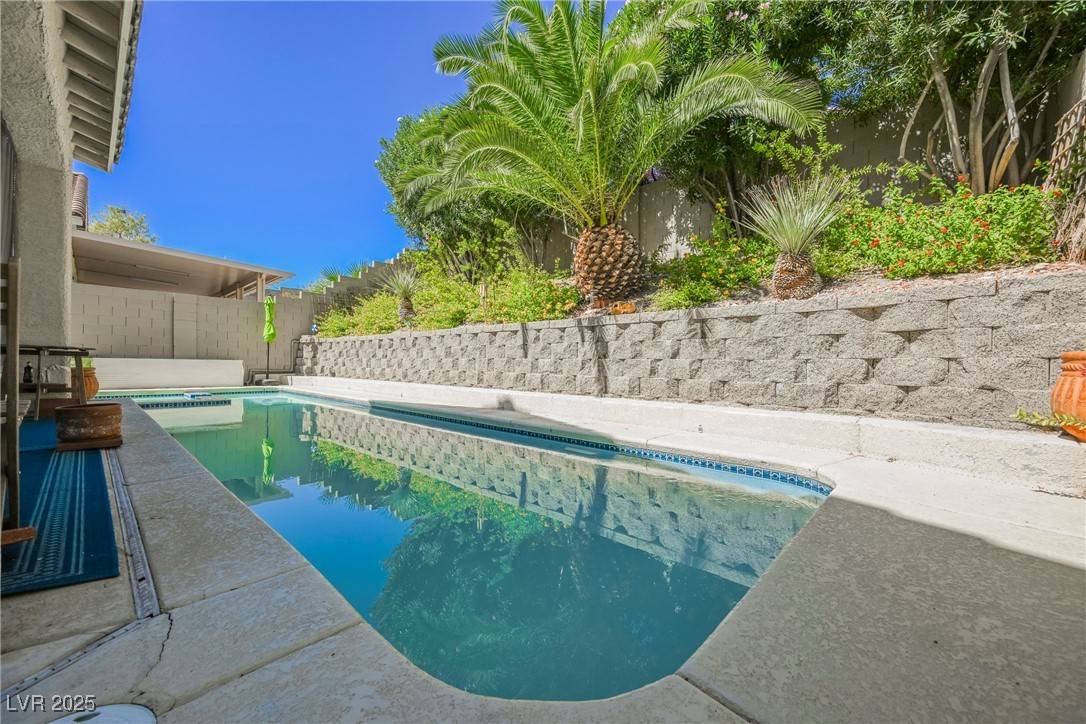Las Vegas, NV 89144,10448 Niagara Falls LN