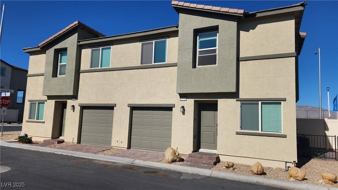 North Las Vegas, NV 89086,2734 Champagne Gold AVE