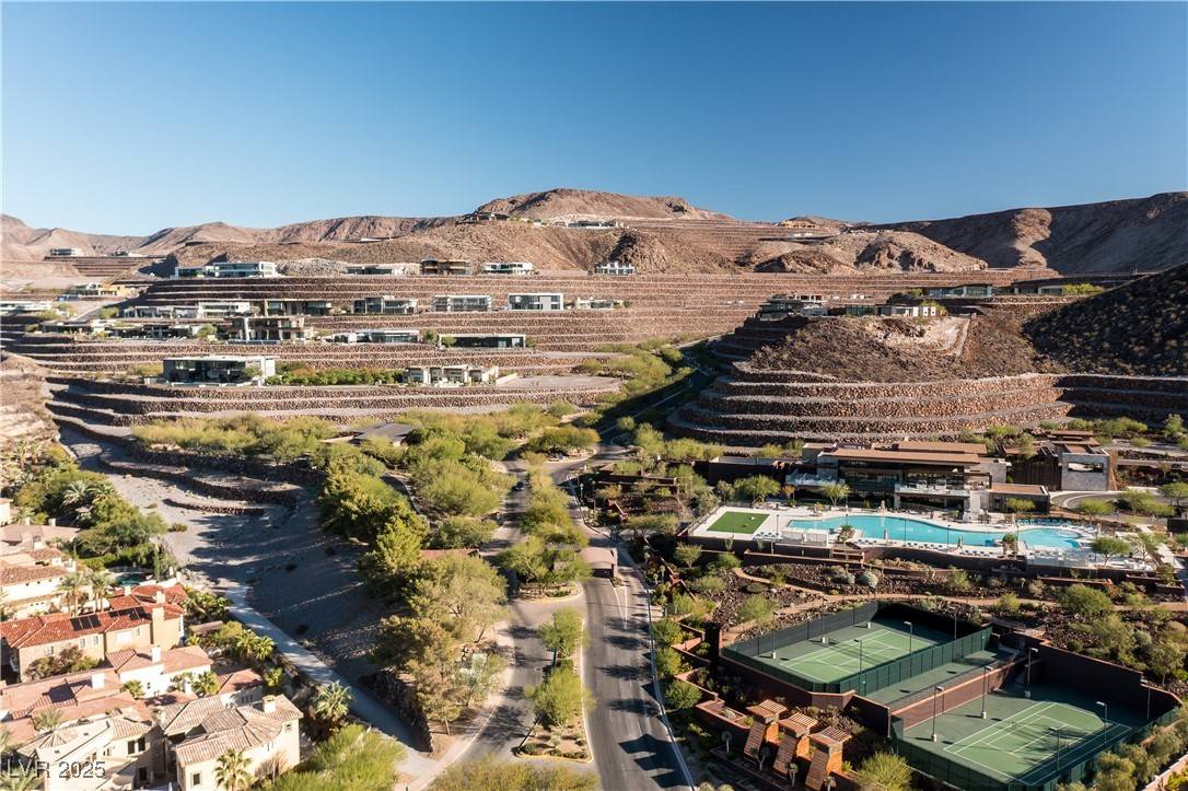 Henderson, NV 89012,20 Sanctuary Peak CT