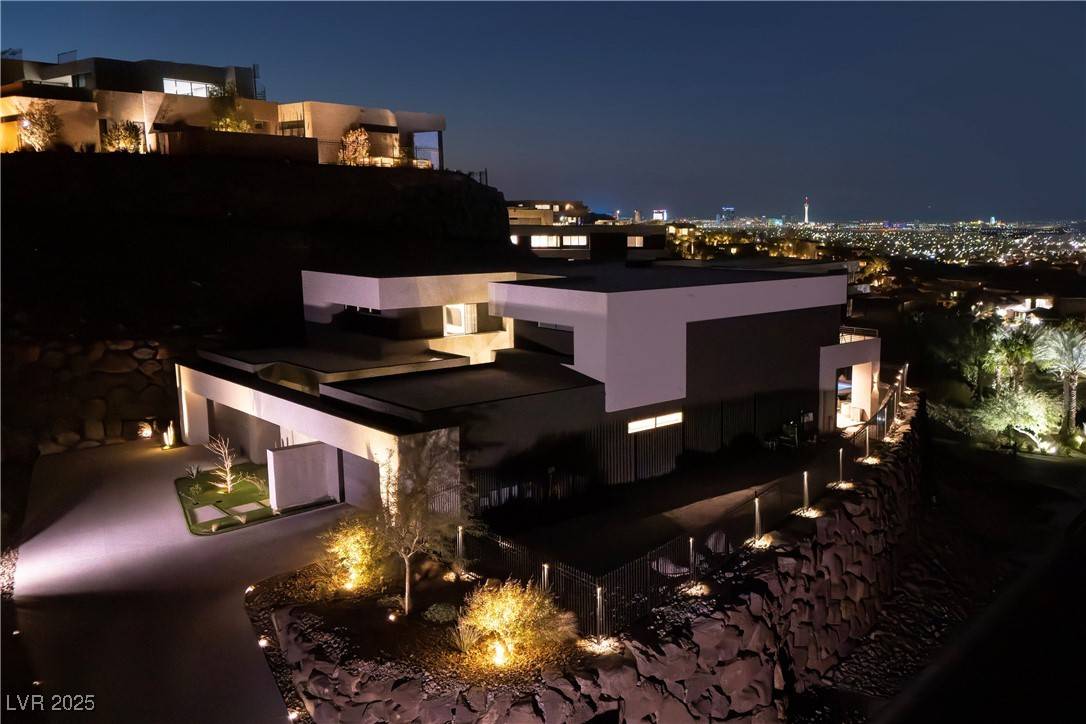Henderson, NV 89012,609 Sleeping Dragon DR