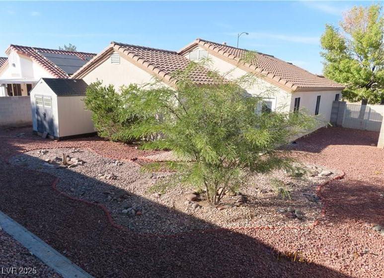 Henderson, NV 89015,991 Hidden Meadow AVE