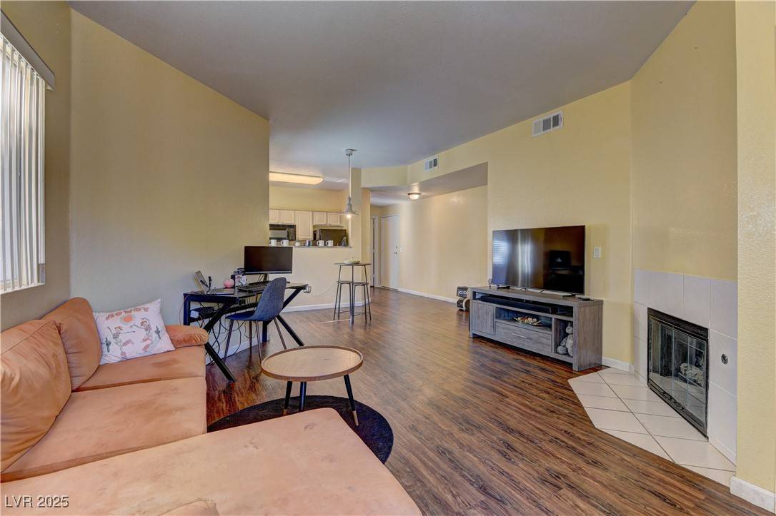 Las Vegas, NV 89118,5250 S Rainbow BLVD #1121