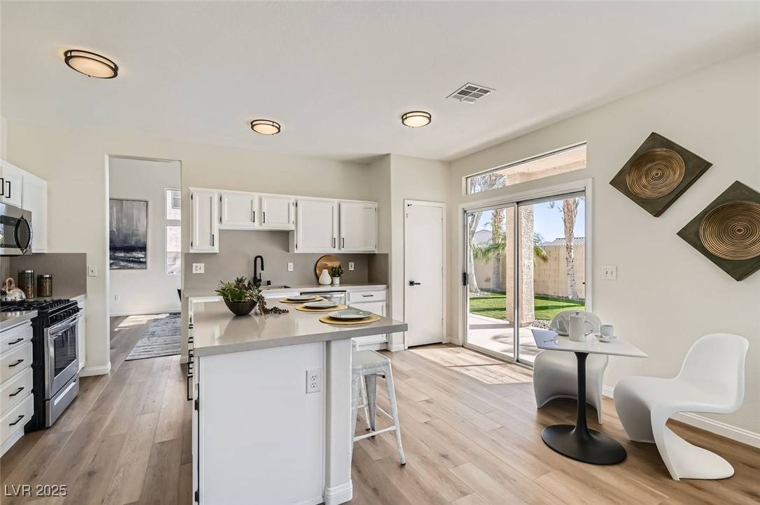 Henderson, NV 89012,767 Durgos DR