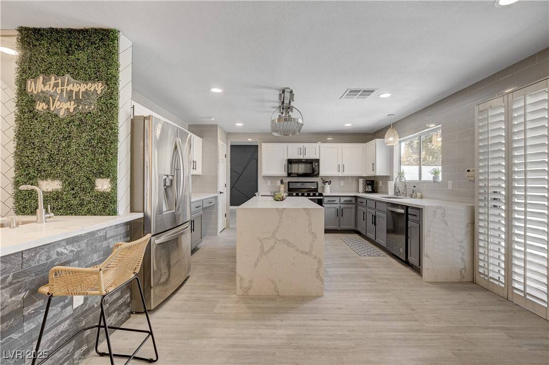 Henderson, NV 89074,2010 Spruce Brook DR