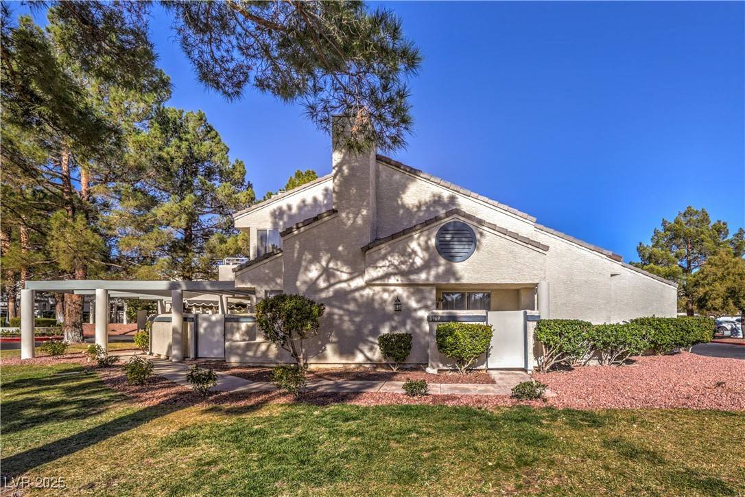 Las Vegas, NV 89117,8969 Clairton CT