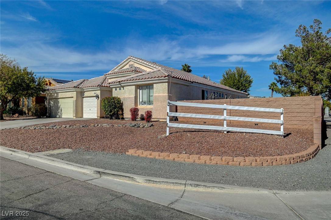 Las Vegas, NV 89183,344 E Rush AVE