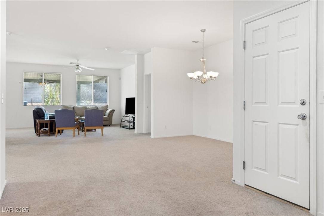 Las Vegas, NV 89142,2592 Early Sky CT