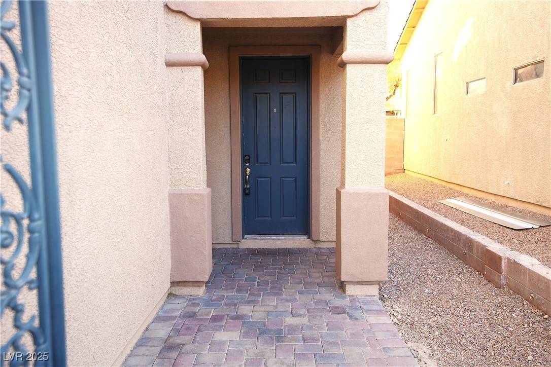 Las Vegas, NV 89143,9105 Big Plantation AVE