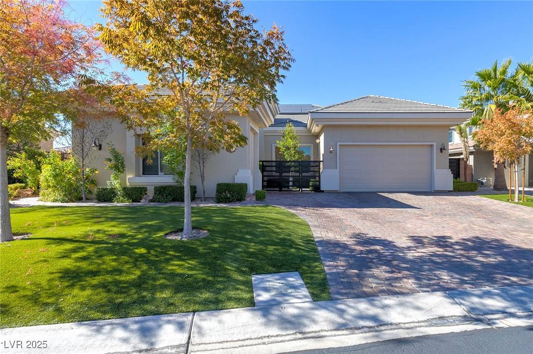 Las Vegas, NV 89145,605 Hermosa Canyon DR