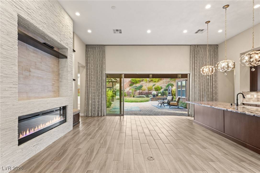 Las Vegas, NV 89148,10179 Emerald Sunset CT