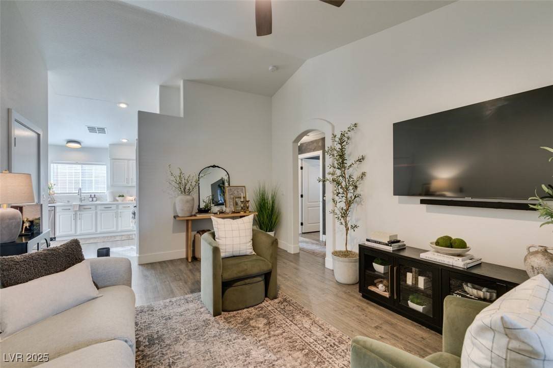 Las Vegas, NV 89123,8634 Lakota ST