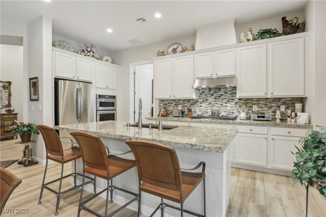 Las Vegas, NV 89148,10057 Regency Canyon WAY