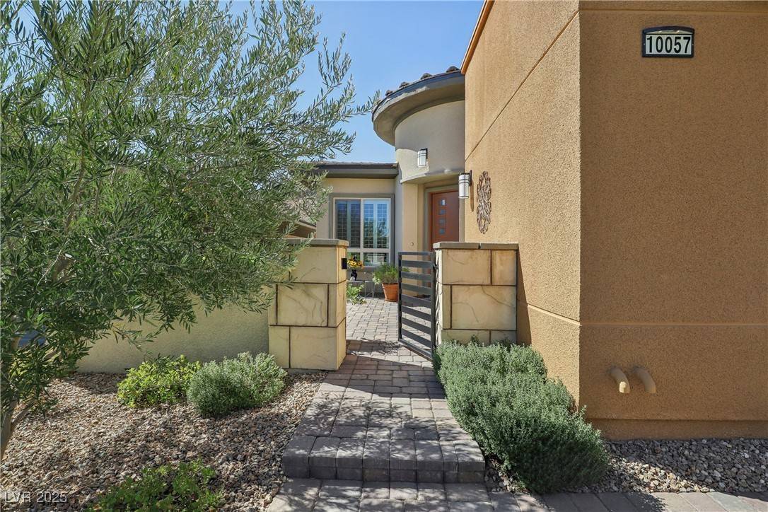 Las Vegas, NV 89148,10057 Regency Canyon WAY