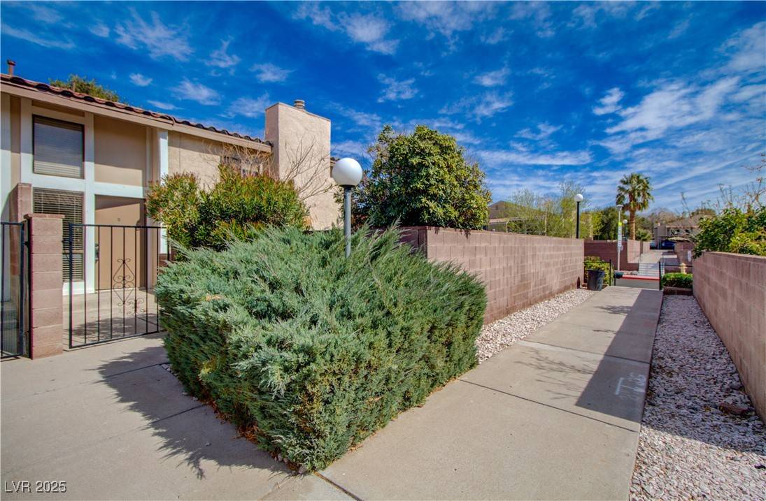 Boulder City, NV 89005,1306 Capri DR #C