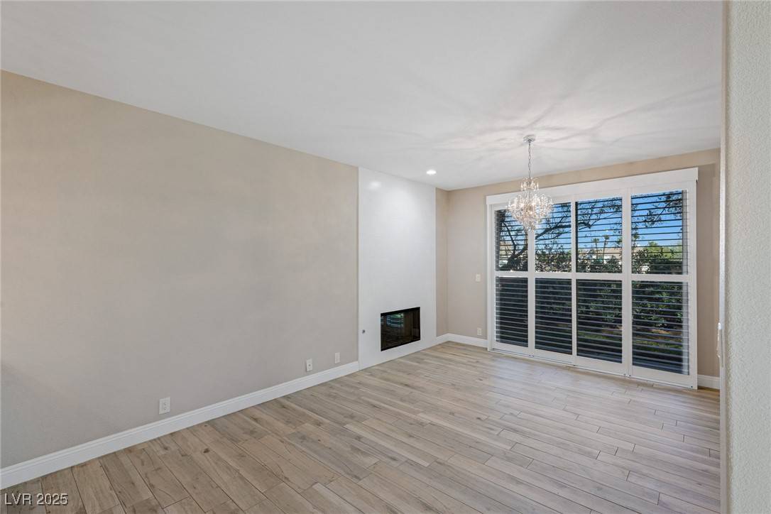 Las Vegas, NV 89113,8481 Heather Downs DR