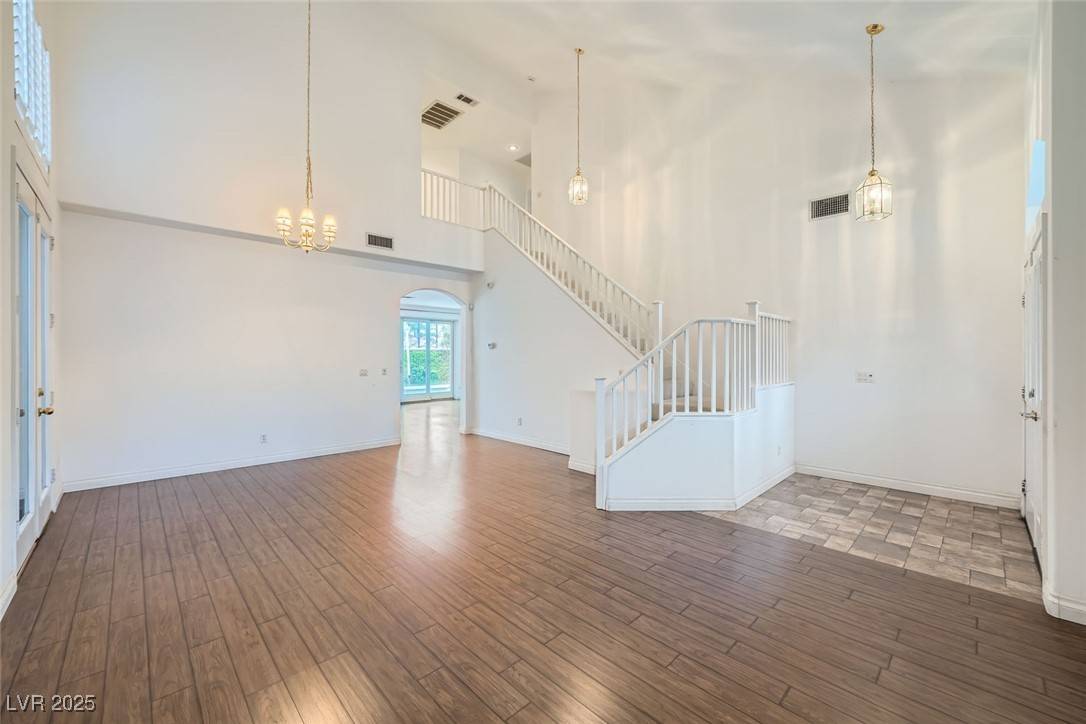 Las Vegas, NV 89147,8747 Vista Cantera CT