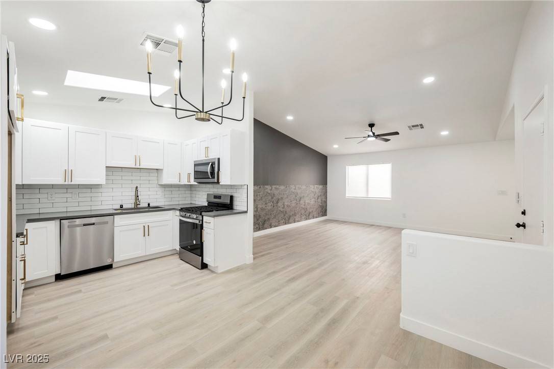 North Las Vegas, NV 89032,3263 Gold Run ST