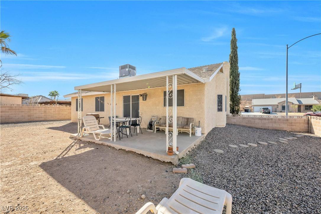 Henderson, NV 89002,325 Wintercress DR