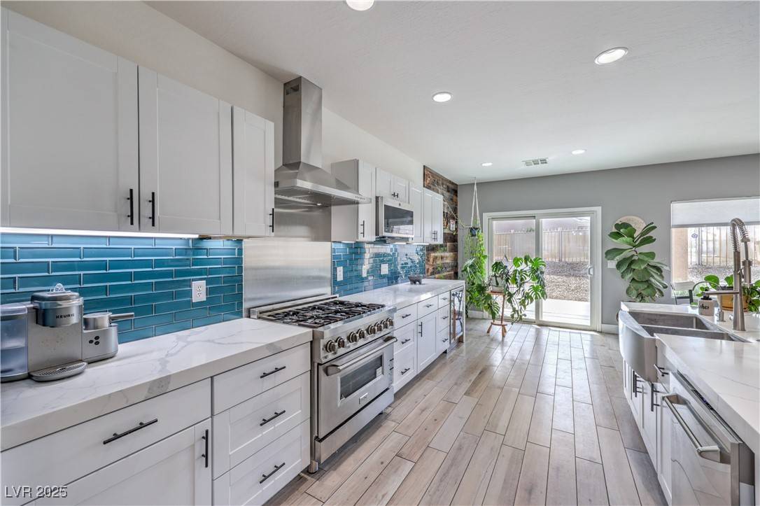 North Las Vegas, NV 89084,3305 Fernbird LN