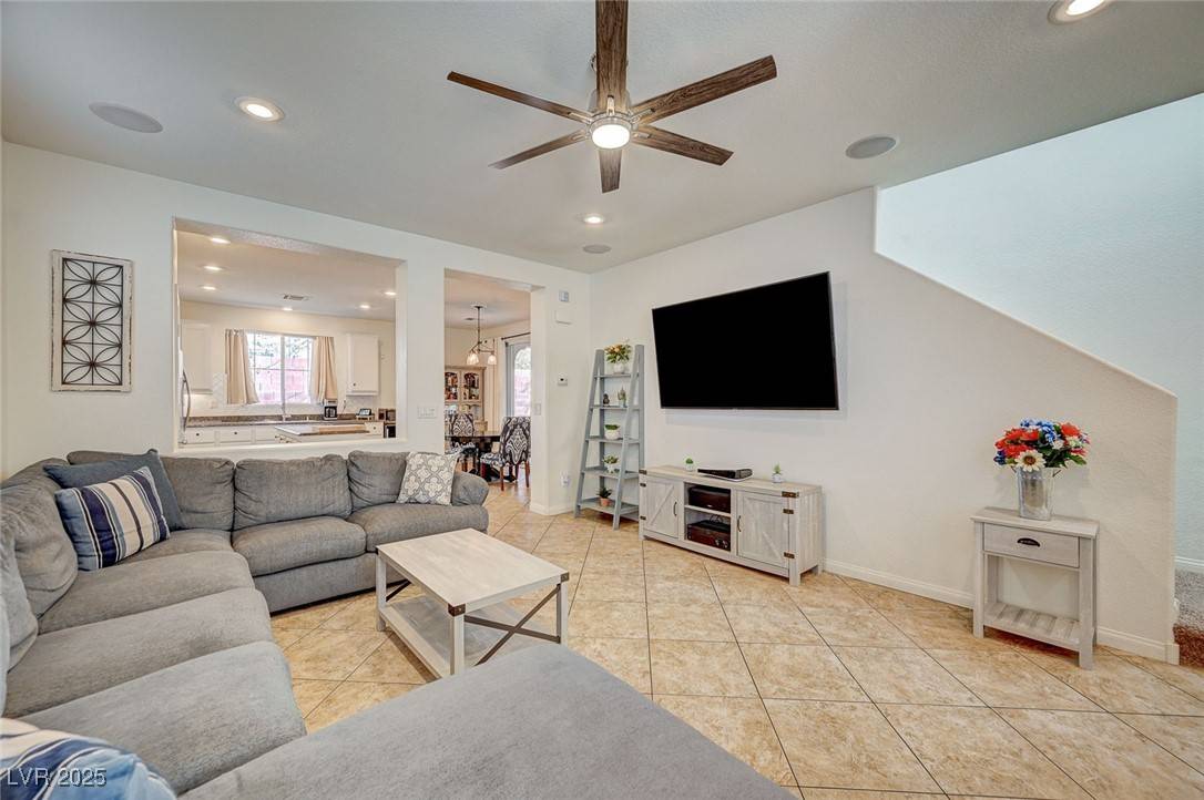 Las Vegas, NV 89179,10990 Mountain Willow ST