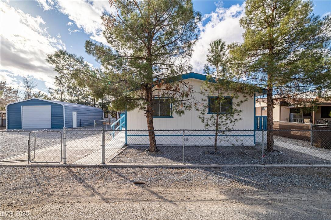 Pahrump, NV 89048,231 Ferndell St
