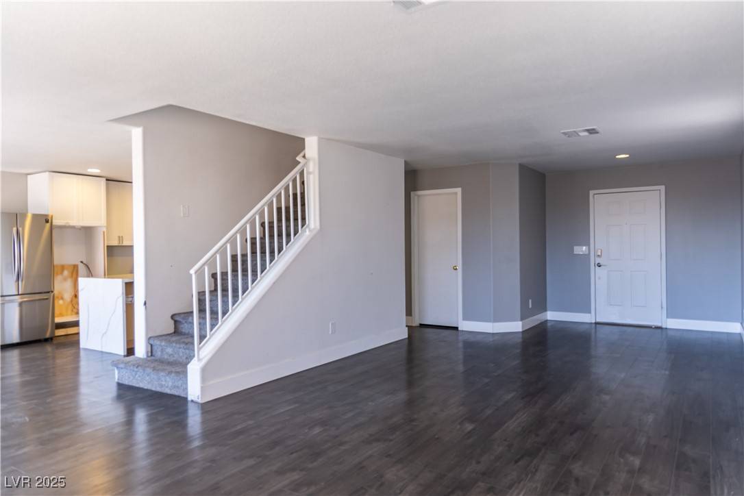 Las Vegas, NV 89144,1416 Swanbrooke DR