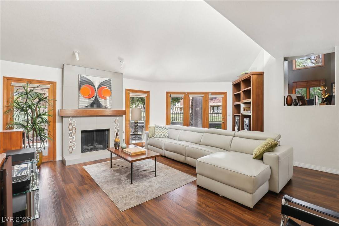 Las Vegas, NV 89113,7315 Mission Hills DR