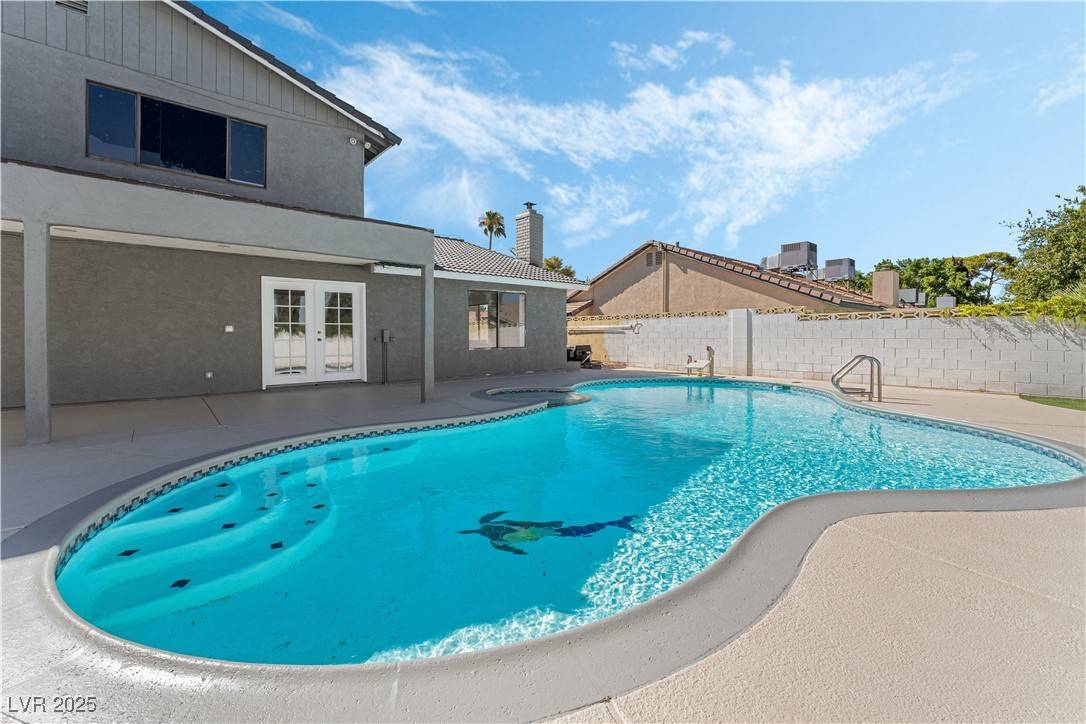 Las Vegas, NV 89108,1300 Oak Tree LN