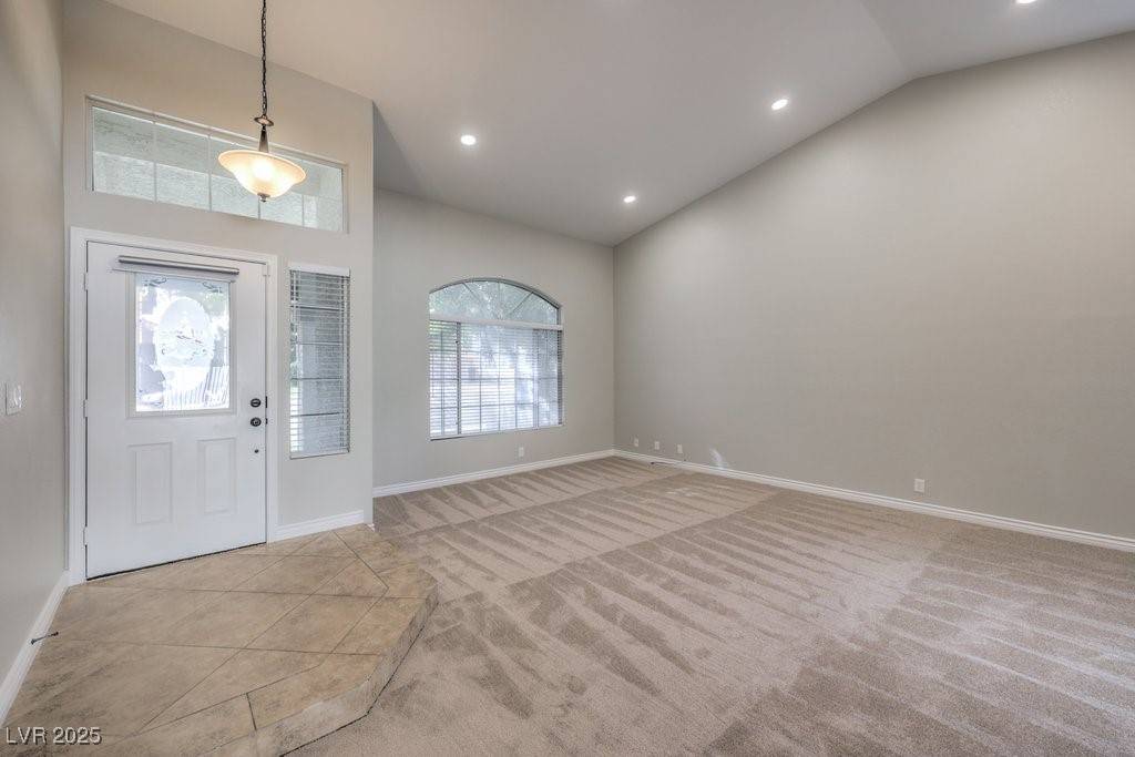 Las Vegas, NV 89117,10024 Sail Landing CT