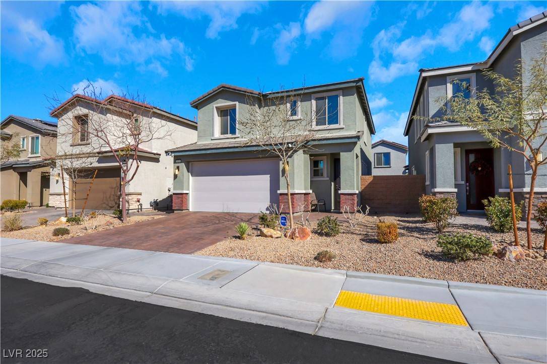 Henderson, NV 89052,920 Lotus Falls ST