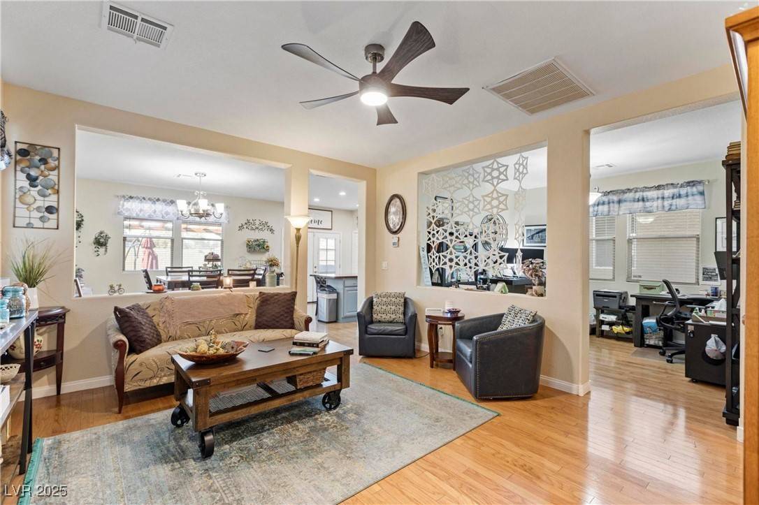 Las Vegas, NV 89178,620 Sunderland CT