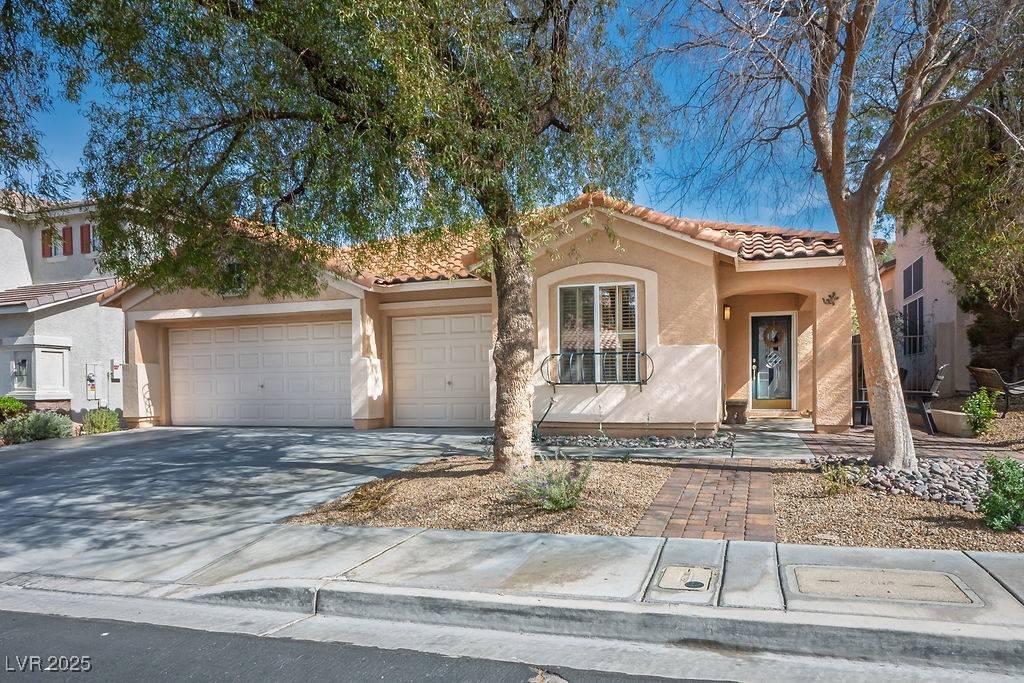 Henderson, NV 89052,283 New River CIR