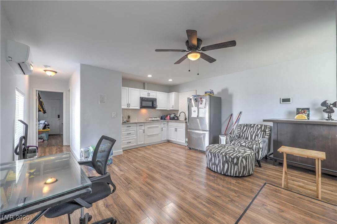 North Las Vegas, NV 89030,500 Duchess AVE