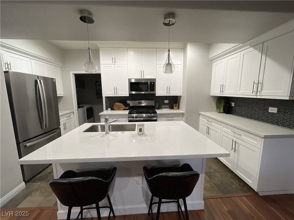 Las Vegas, NV 89166,8250 N Grand Canyon DR #1036