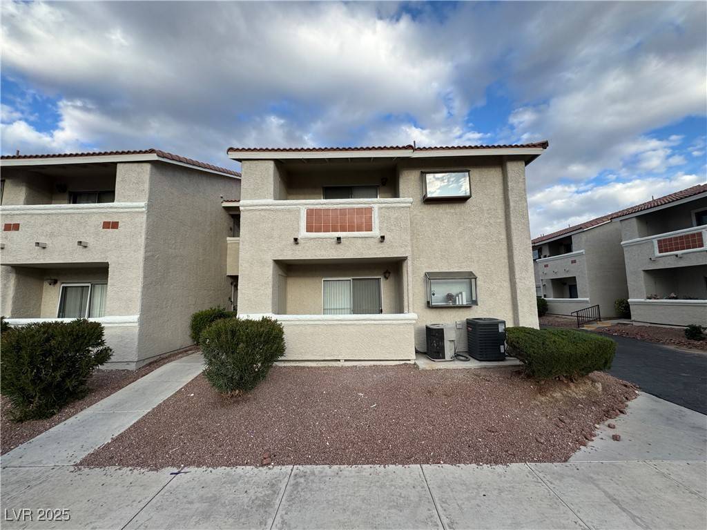 Las Vegas, NV 89145,7300 Pirates Cove RD #2049