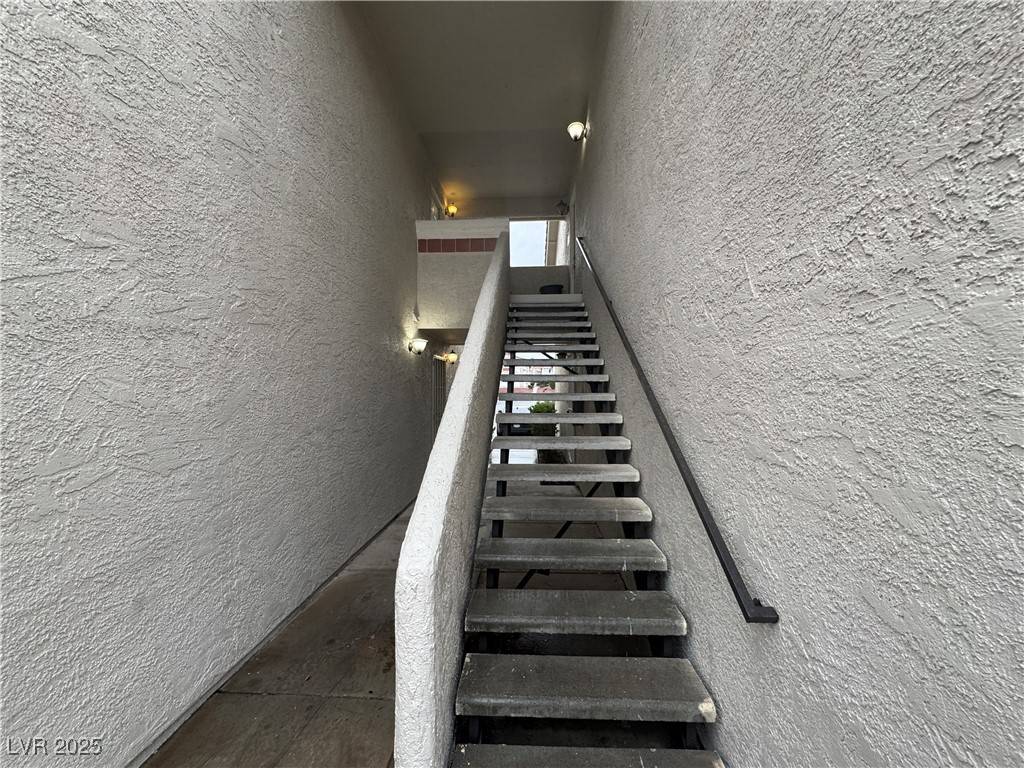 Las Vegas, NV 89145,7300 Pirates Cove RD #2049