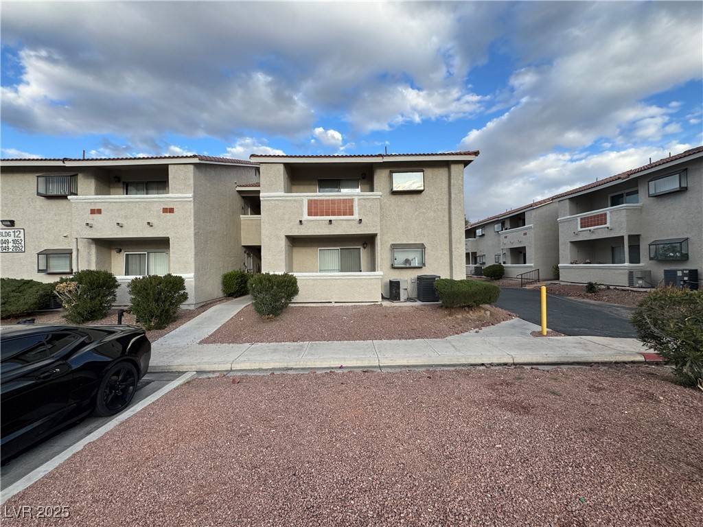 Las Vegas, NV 89145,7300 Pirates Cove RD #2049
