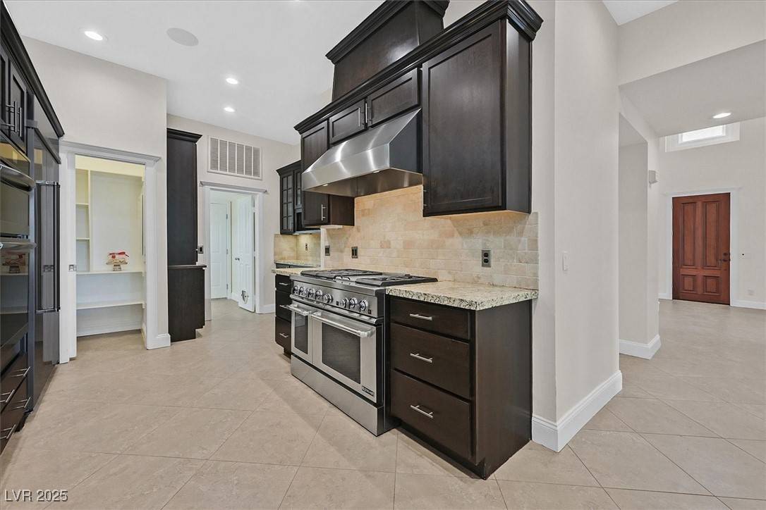 Las Vegas, NV 89117,9044 Opus DR