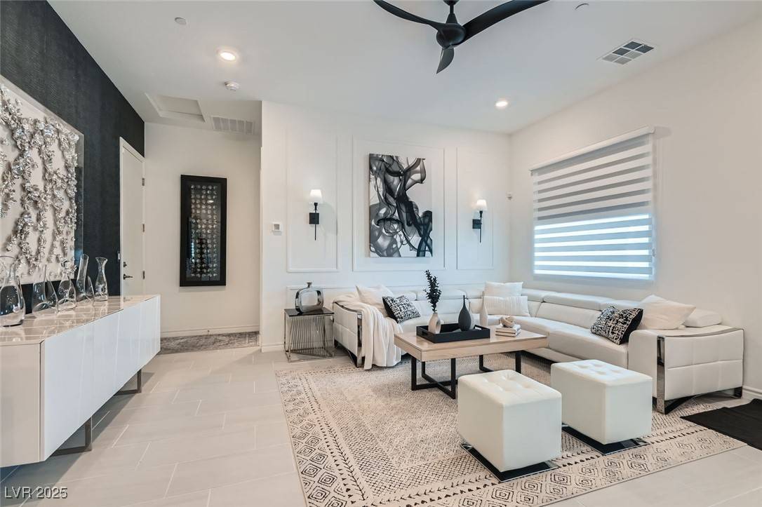 Henderson, NV 89011,795 Sunny Sagebrush ST