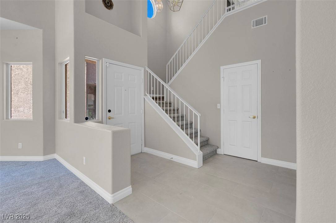 Las Vegas, NV 89149,5305 La Patera LN
