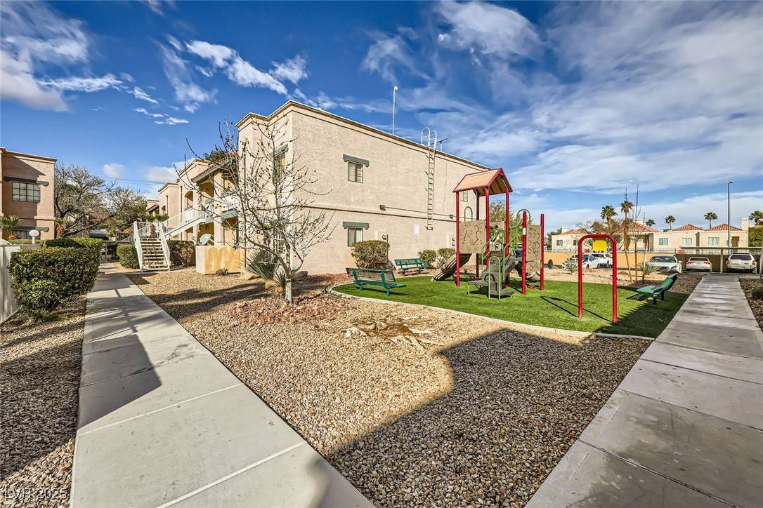 Las Vegas, NV 89118,5162 S Jones BLVD #108